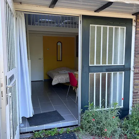 Tiny Apartment In Cute Village Very Close To Amsterdam Weesp Exterior photo